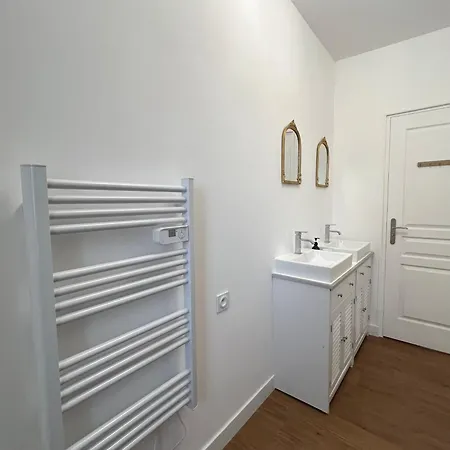 Le Renaissance - Homy Apartment