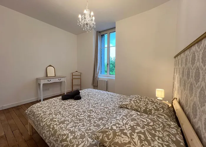 Le Renaissance - Homy Apartament Montluçon