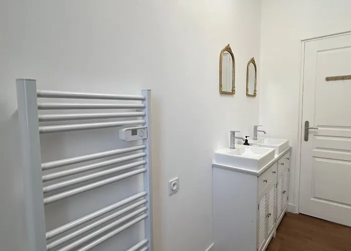 Le Renaissance - Homy Apartament